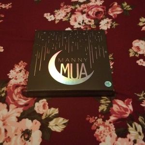 Makeup Geek Manny MUA Eyeshadow Palette